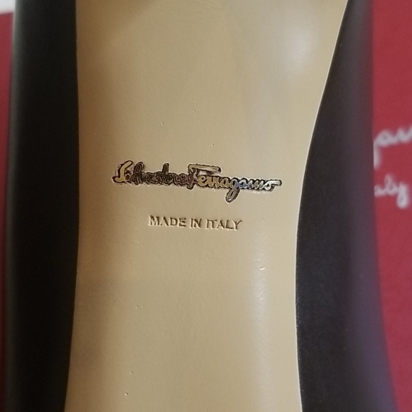 Salvatore Ferragamo Susi Leather Heels Size 10.5 - Picture 7 of 8